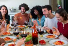 Spaghetti di mezzanotte: la Gen Z riscopre la tradizione con Unione Italiana Food e Spaghetti Unplugged Spaghetti di mezzanotte